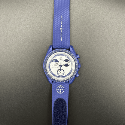 OMEGA x Swatch MoonSwatch Mission to Earthphase Hunter’s Moon, Moonshine Gold