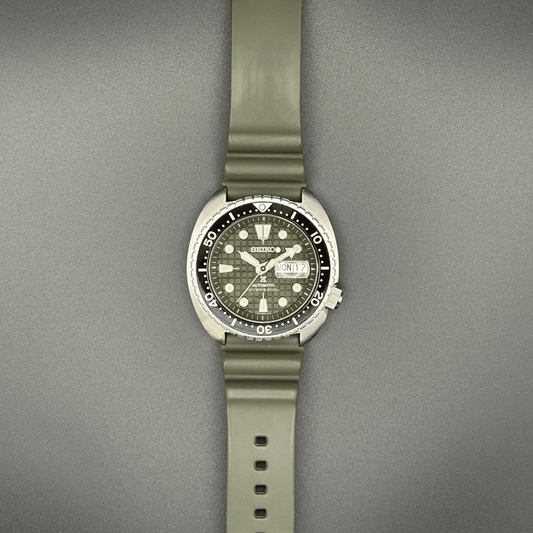 Seiko King Turtle SRPE05K1, Automatic Diver green dial and green strap