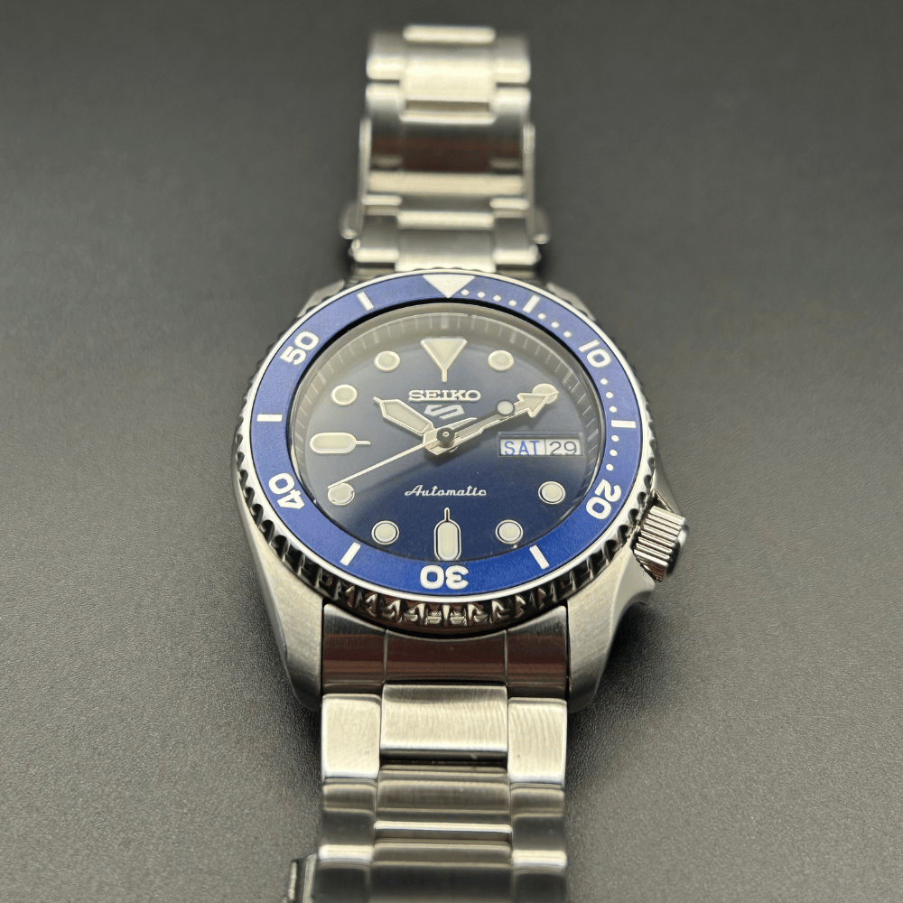 Seiko 5 Sports SRPL77K1 “Street Denim”, Blue Dial – Full Set, Warranty