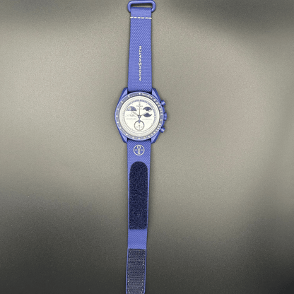 OMEGA x Swatch MoonSwatch Mission to Earthphase Hunter’s Moon, Moonshine Gold
